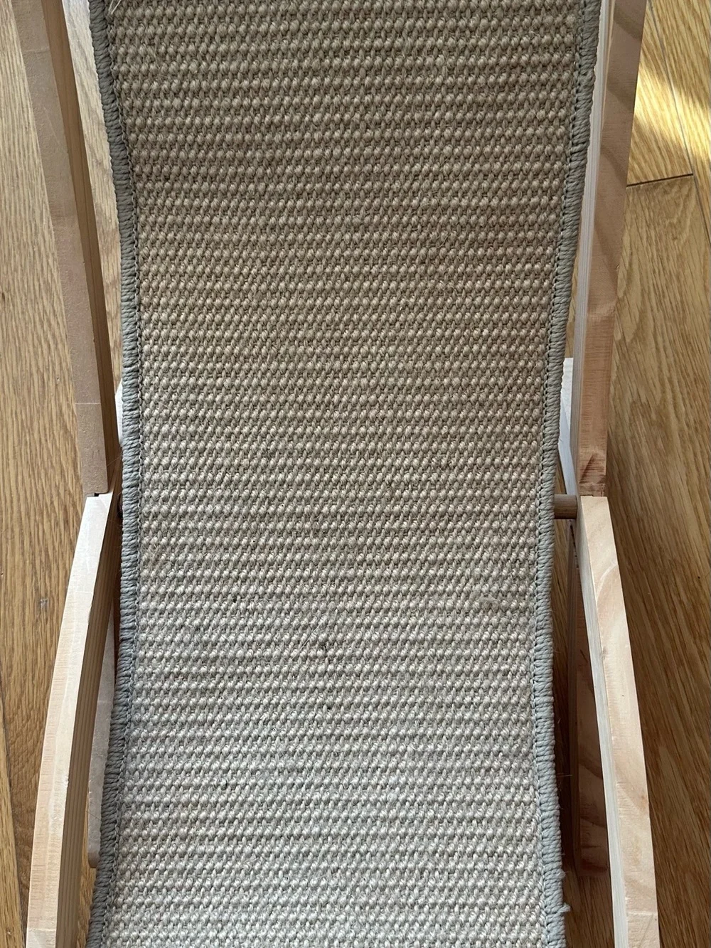 Wooden Cat Scratcher Lounge Chair